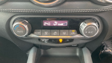 Nissan Juke 1.0 DiG-T 114 N-Connecta 5dr Petrol Hatchback